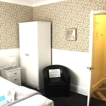 Serena Court Hotel Skegness Exteriör bild