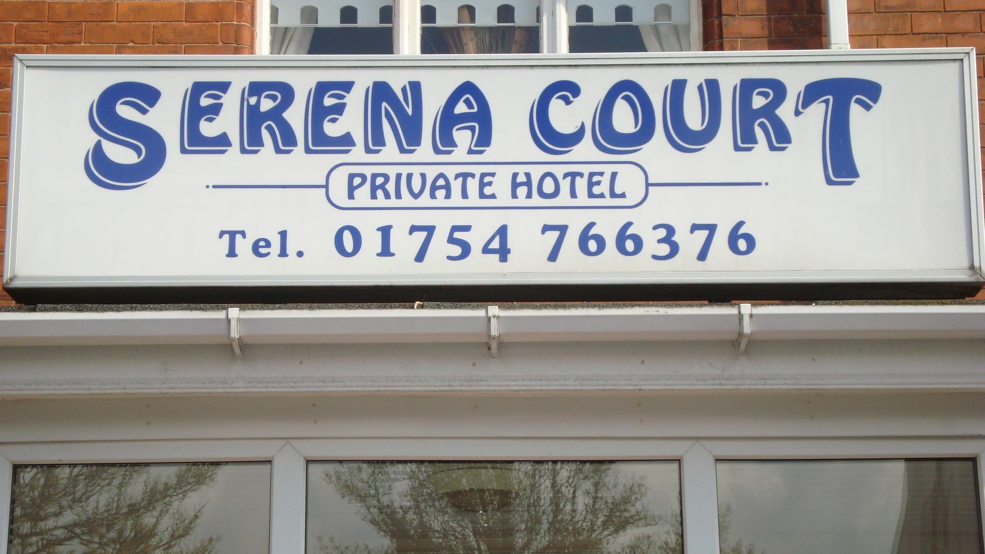 Serena Court Hotel Skegness Exteriör bild