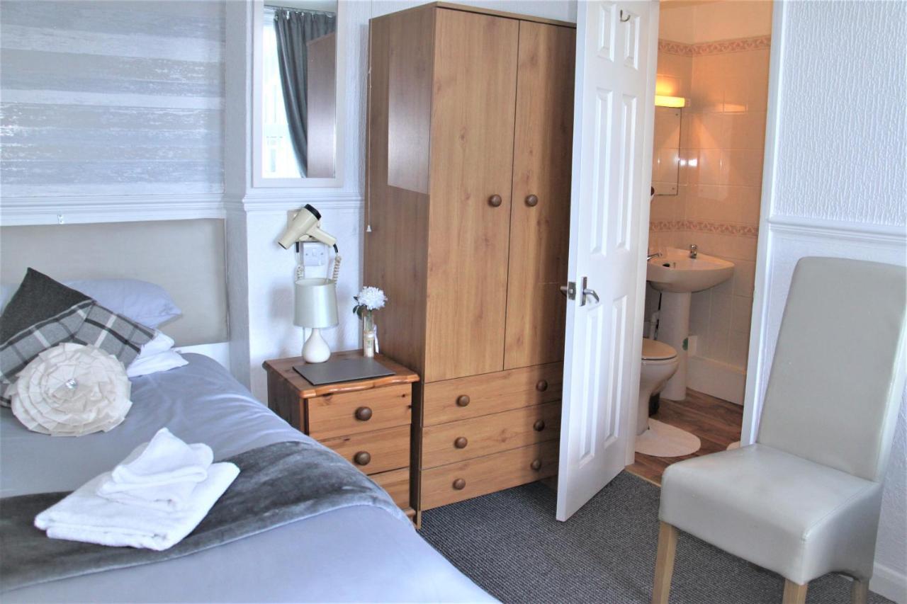 Serena Court Hotel Skegness Exteriör bild